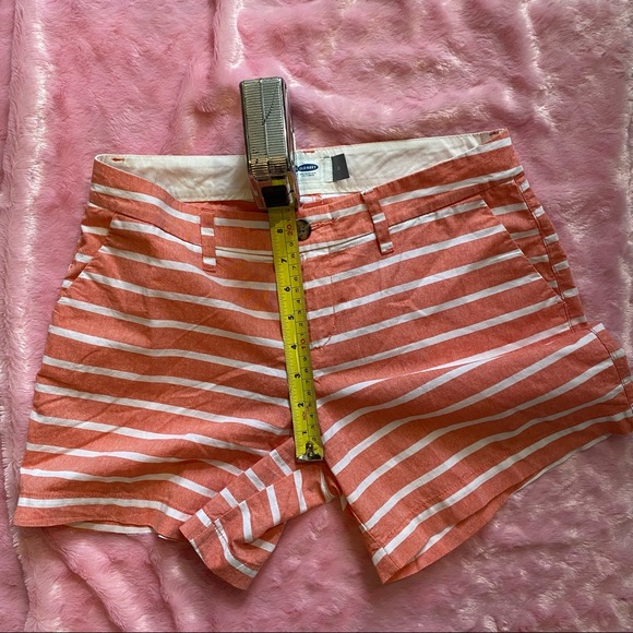 Old Navy Shorts - Picture 3 of 6